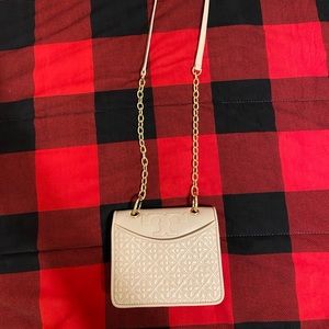 ✨ Tori Burch ~ Cross Body ✨